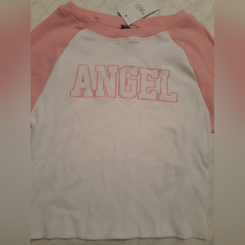 Rue 21 "ANGEL" T-shirt Size Medium